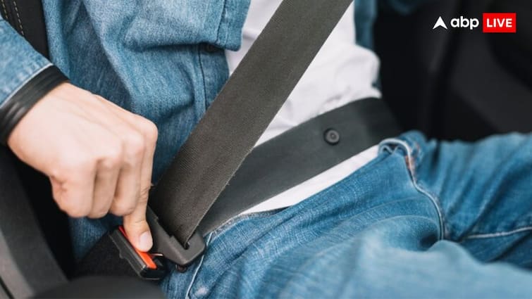 Car driving tips wearing seat belt may safe drive prevent road accident Car Driving Seat-Belt Tips: कार चलाते वक्त सीट-बेल्ट पहनना क्यों है जरूरी? ऐसे  बचेगी आपकी जान