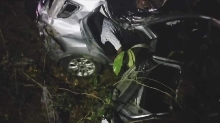 kalpakkam car accident 5 people injured in a car accident near Kalpakkam, Chengalpattu district, 4 people died, 2 people are worried tnn Accident: எமனாக வந்த மாடு..!  அப்பளம் போல் நொறுங்கிய கார்!  5 பேர்  பலி: சென்னை அருகே சோகம்!