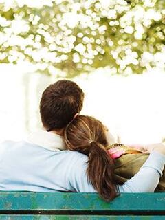 Budget Friendly Dating: बजट है कम और पार्टनर को करना है इम्प्रेस, तो यहां से लें डेटिंग टिप्स