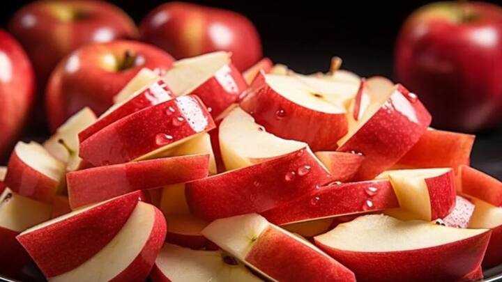 Apple Benefits: સ્વાસ્થ્ય માટે વરદાન છે સફરજન, જાણો ખાવાનો યોગ્ય સમય