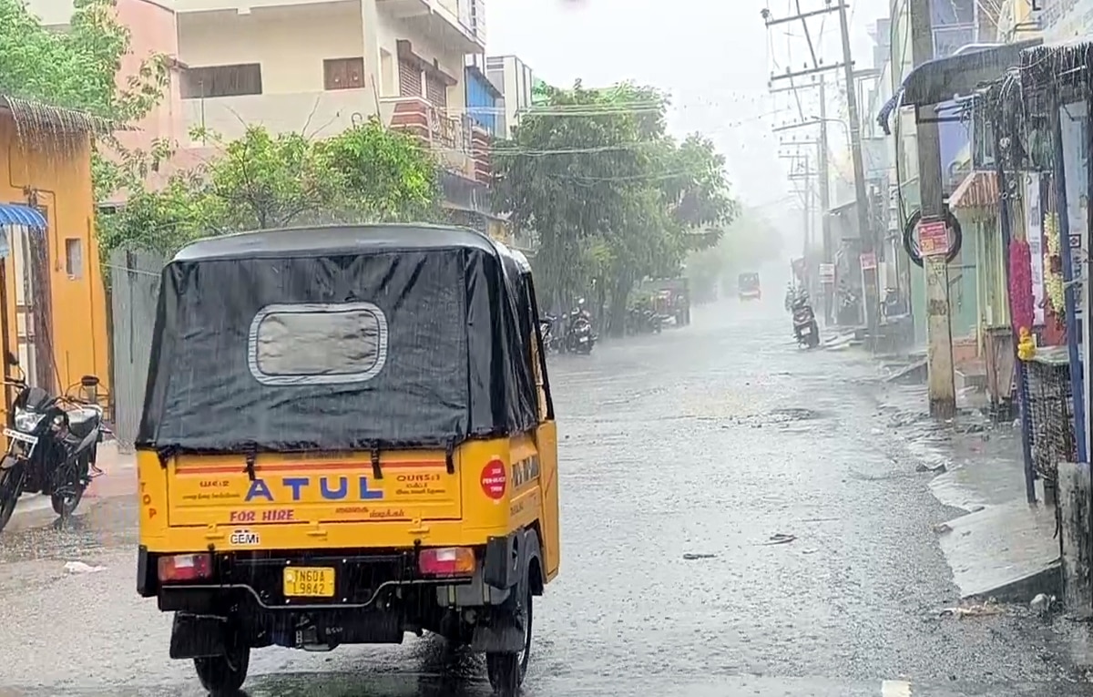 தேனியில் கொட்டி தீர்த்த கோடை மழையால் பொது மக்கள், விவசாயிகள் மகிழ்ச்சி