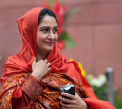 Harsimrat Kaur Badal: ਕਿੰਨੀ ਅਮੀਰ ਹੈ ਹਰਸਿਮਰਤ ਕੌਰ ਬਾਦਲ, ਚੋਣ ਹਲਫਨਾਮੇ 'ਚ ਹੋਇਆ ਵੱਡਾ ਖੁਲਾਸਾ