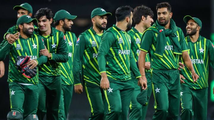 ICC द्वारा सामने आए नए नियमों के मुताबिक दूसरे सेमीफाइनल मैच को हर हालत में 27 जून को खत्म करवाया जाएगा. वहीं 28 जून को टीम ट्रेवल करेंगी और शेड्यूल के अनुसार 29 जून को फाइनल मैच खेला जाएगा.