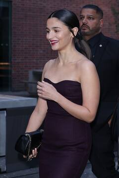 Alia Bhatt Attends Gucci Cruise Show In London, Poses With Demi Moore, Park Gyu-young - See Pics