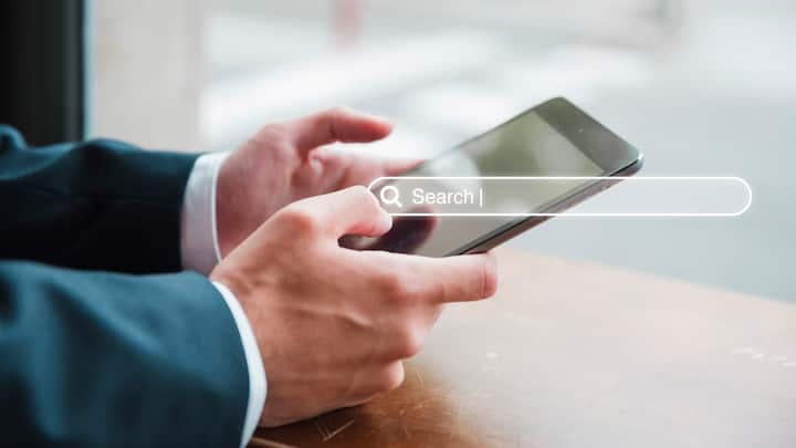 क्रोम मोबाइल फोन के लिए एक फेमस सर्चिंग वेब ब्राउजर है. इसमें हम जो भी सर्च करते हैं वो हिस्ट्री बनकर सेव हो जाता है. गूगल क्रोम हिस्ट्री को लॉक करने के लिए फिंगरप्रिंट लॉक फीचर Incognito Mode जारी किया गया है, जिसकी मदद हिस्ट्री को सिक्योर किया जा सकता है.