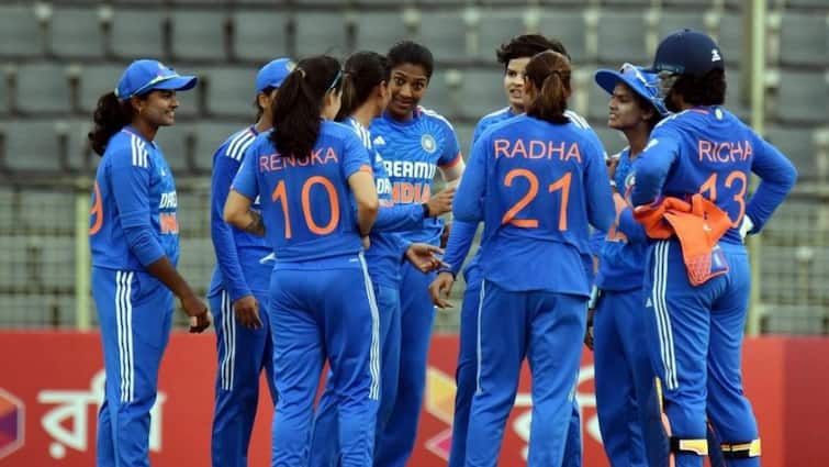 Womens Test Cricket India vs South Africa Women Test Chennai Will Host IND W vs SA W Test to play all format series IND-W vs SA-W: ফের ঘরের মাঠে টেস্টের আসর, দক্ষিণ আফ্রিকার বিরুদ্ধে তিন ফর্ম্যাটের সিরিজ় খেলবেন হরমনপ্রীতরা