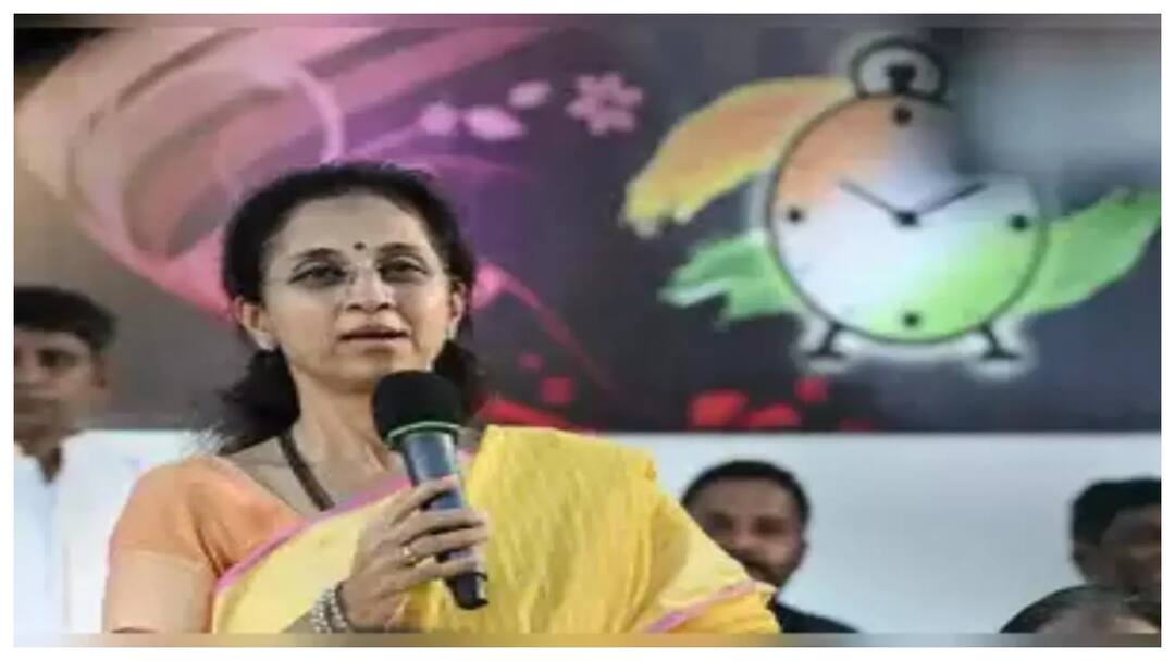 Lok Sabha Elections 2024: 'बारामती में EVM गोदाम के CCTV 45 मिनट तक बंद', सुप्रिया सुले ने लगाए गंभीर आरोप, EC ने दी सफाई Lok Sabha Elections 2024 NCP SP Supriya Sule alleges wrongdoing warehouse storing Baramati EVMs poll panel reacts Lok Sabha Elections 2024: 'बारामती में EVM गोदाम के CCTV 45 मिनट तक बंद', सुप्रिया सुले ने लगाए गंभीर आरोप, EC ने दी सफाई