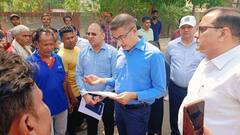 Noida प्राधिकरण के CEO ने लोगों से की मुलाकात, ऑन स्पॉट किया समस्याओं का समाधान