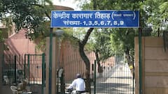 తిహార్ జైలుకు బాంబు బెదిరింపులు, అధికారులు హైఅలర్ట్! అదే జైలులో ఎమ్మెల్సీ కవిత