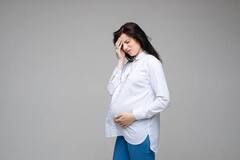 Pregnancy Discomfort: एसिडिटी से लेकर बैक पेन तक, प्रेग्नेंसी में बहुत कॉमन हैं ये 6 प्रॉब्लम्स, ऐसे करें इनसे डील