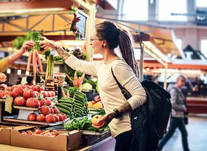 ਜਦੋਂ ਤੱਕ ਭਾਰਤੀ ਰਿਜ਼ਰਵ ਬੈਂਕ ਯਾਨੀ RBI ਕਿਸੇ ਸਿੱਕੇ 'ਤੇ ਪਾਬੰਦੀ ਨਹੀਂ ਲਗਾਉਂਦਾ, ਹਰ ਦੁਕਾਨਦਾਰ ਨੂੰ ਗਾਹਕ ਤੋਂ ਸਿੱਕਾ ਲੈਣਾ ਹੋਵੇਗਾ। ਜੇਕਰ ਉਹ ਅਜਿਹਾ ਨਹੀਂ ਕਰਦਾ ਤਾਂ ਉਸ ਵਿਰੁੱਧ ਕਾਰਵਾਈ ਕੀਤੀ ਜਾ ਸਕਦੀ ਹੈ।