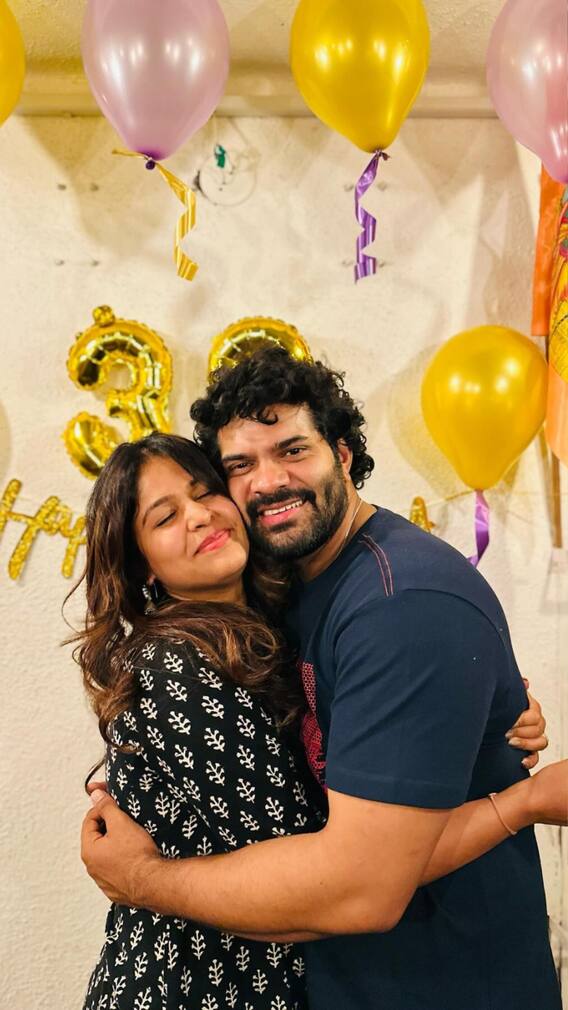 पाठक बाईंचा तिसावा वाढदिवस दणक्यात साजरा!