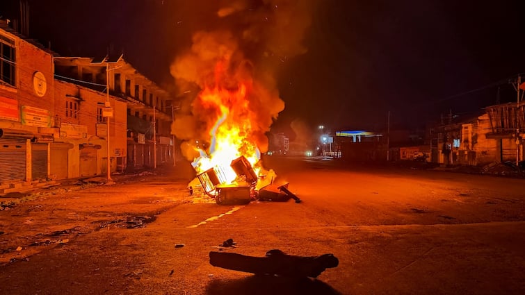 Manipur Violence: मणिपुर हिंसा के कारण एक-दो नहीं 67 हजार लोगों को छोड़ने पड़े घर, रिपोर्ट में बड़ा दावा