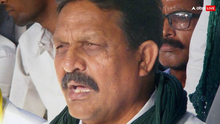 सपा कैंडिडेट ने आगे बताया,