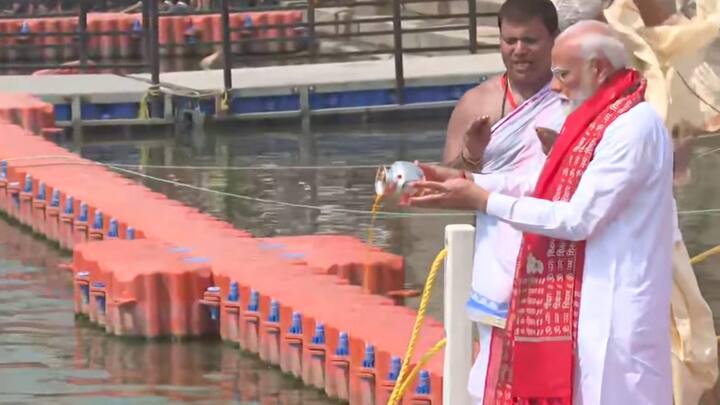 पंडितों की भविष्यवाणी सच होती है तो नरेंद्र मोदी देश के सबसे ज्यादा लंबे समय तक प्रधानमंत्री बनने वाले शख्स होंगे.