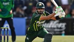 बाबर आज़म ने किंग कोहली का रिकॉर्ड तोड़ पाकिस्तान को दिलाई जीत