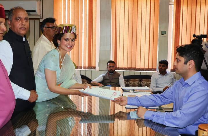 કે કંગનાએ હિમાચલ પ્રદેશના મંડીથી લોકસભા ચૂંટણી લડવા માટે ઉમેદવારી નોંધાવી છે. કંગના રનૌતની ચૂંટણી એફિડેવિટ અનુસાર, તેણે વર્ષ 2008માં 50 LIC પોલિસી ખરીદી હતી.