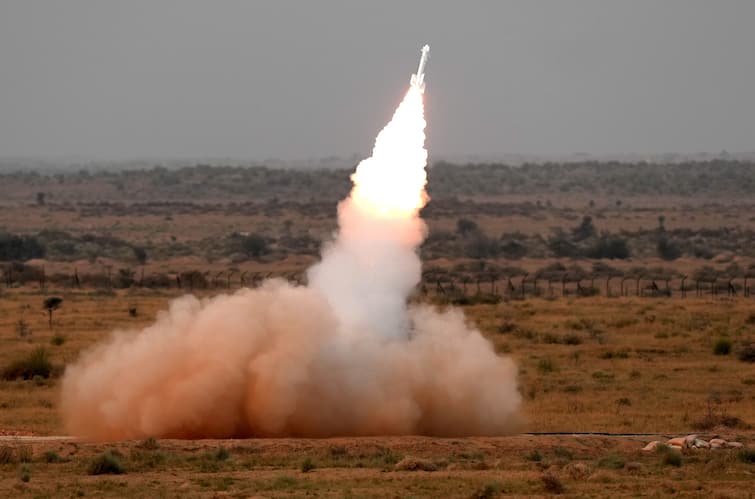 60 percent weapons bomb prepared in country says Niti Ayog Member VK Saraswat '60 फीसदी हथियार और गोला बारूद भारत में तैयार हो रहे', नीति आयोग के सदस्य ने बताया