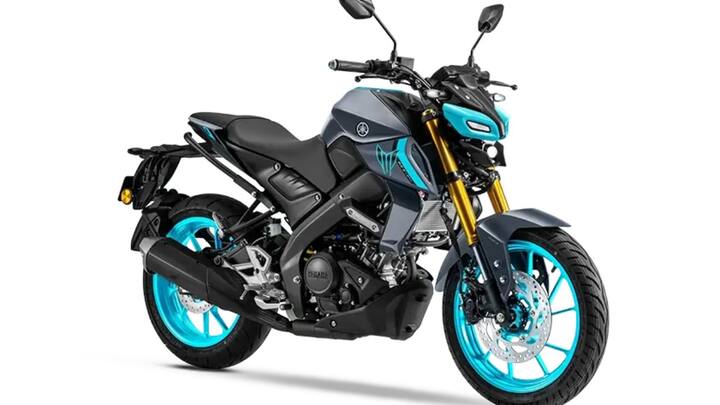 Yamaha MT-15 V2 में 155 cc LC 4V FI इंजन लगा है. इस बाइक के आठ कलर वेरिएंट मार्केट में मौजूद है. यामाहा की इस बाइक की एक्स-शोरूम प्राइस 1,72,700 रुपये है.