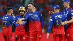 Photos: 8 मैचों में 7 हार... लेकिन अब प्लेऑफ की दहलीज पर RCB, तस्वीरों में देखें इस सीजन का सफर