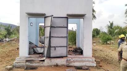 Blast in firecracker factory - one dead, two seriously injured. Fire Accident: பட்டாசு ஆலையில் வெடி விபத்து - ஒருவர் பலி, இருவர் படுகாயம்! ஆத்தூரில் சோகம்!