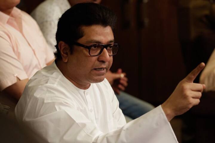 राज ठाकरे ने पिछले कुछ दिनों में बीजेपी, शिवसेना और एनसीपी के समर्थन में रैलियां की है. इस दौरान राज ठाकरे शरद पवार, उद्धव ठाकरे और कांग्रेस को निशाने पर ले रहे हैं.