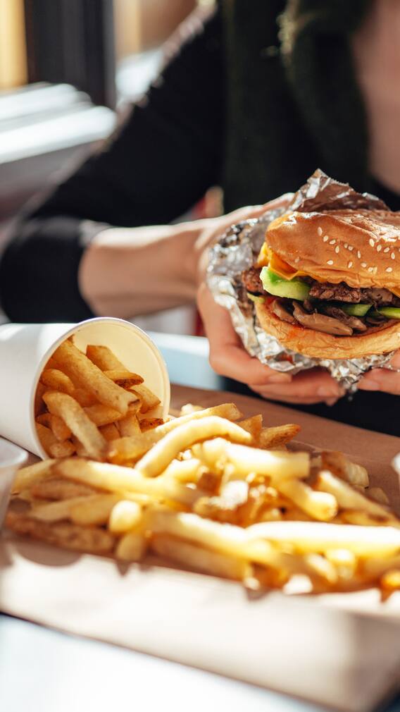 Healthy Ways To Cope With Stress And Avoid Binge Eating