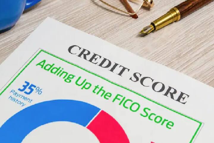 ਇੱਕ ਚੰਗਾ CIBIL ਸਕੋਰ ਬੈਂਕਾਂ ਨੂੰ ਭਰੋਸਾ ਦਿਵਾਉਂਦਾ ਹੈ ਕਿ ਗਾਹਕ ਸਮੇਂ 'ਤੇ ਕਰਜ਼ੇ ਦੀ ਅਦਾਇਗੀ ਕਰਨ ਦੇ ਯੋਗ ਹੈ। CIBIL ਸਕੋਰ 300 ਤੋਂ 900 ਅੰਕਾਂ ਦੇ ਵਿਚਕਾਰ ਹੁੰਦਾ ਹੈ। ਜੇਕਰ ਤੁਸੀਂ ਵੀ ਆਪਣੇ CIBIL ਜਾਂ ਕ੍ਰੈਡਿਟ ਸਕੋਰ ਨੂੰ ਸੁਧਾਰਨਾ ਚਾਹੁੰਦੇ ਹੋ, ਤਾਂ ਕੁਝ ਗੱਲਾਂ ਦਾ ਧਿਆਨ ਰੱਖੋ।