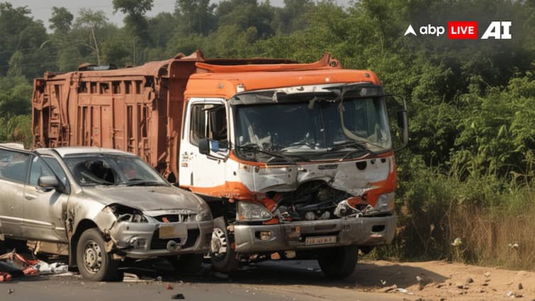 Indore Road Accident Car collides with dumper 8 people Died In Betma In MP Indore Road Accident: इंदौर में भीषण सड़क हादसा, डंपर से टकराई कार, 8 लोगों की मौत