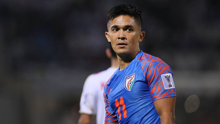 Sunil Chhetri's Retirement Announcement: Virat Kohli, BCCI React; Tributes Flood Social Media