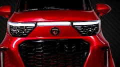 EV Cars: লাক্সারি বাইকের থেকেও সস্তা এই ইলেকট্রিক চার চাকা, ১.৭০ লাখেই আপনার গ্যারাজে