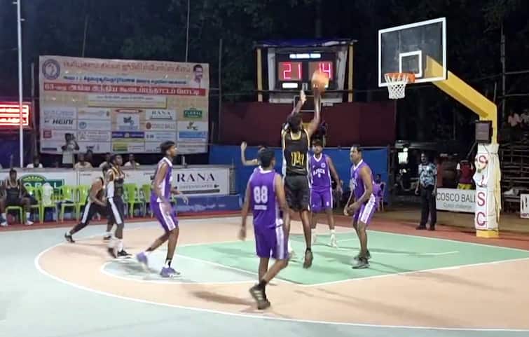 Periyakulam Silver Jubilee Sports Club 63rd All India Basketball Tournament - TNN பெரியகுளத்தில் சில்வர் ஜூப்ளி ஸ்போர்ட்ஸ் கிளப்பின் 63ம் ஆண்டு அகில இந்திய கூடைப்பந்தாட்டப் போட்டி துவக்கம்