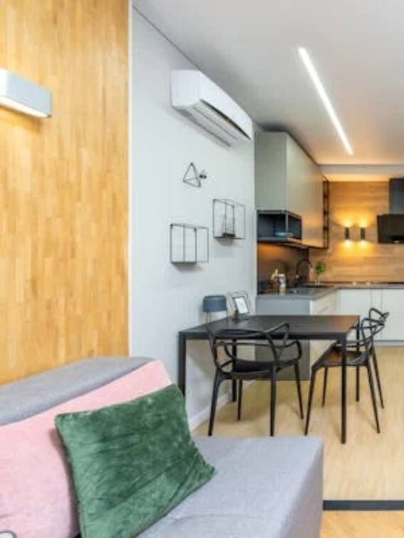 एसी को हमेशा दीवार में ऊपर ही क्यों लगाते हैं