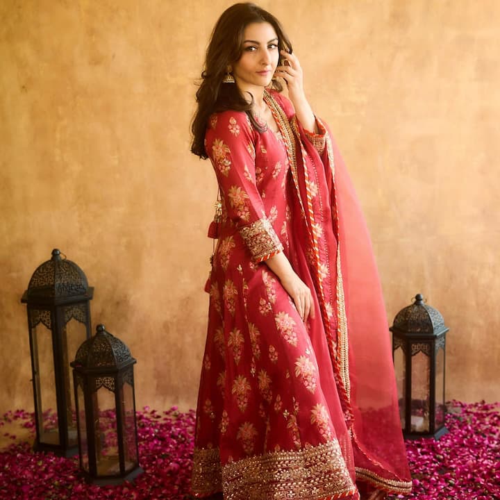 पण सोहा अली खानला तिची आई शर्मिला टागोर आणि भाऊ सैफ अली खान यांच्याप्रमाणे यशाची चव चाखायला मिळाली नाही.