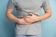 Stomach Bloating: परेशान कर रही है कब्ज की समस्या, या कुछ खाते ही फूलने लगता है पेट, आजमा कर देखें ये देसी उपाय