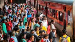 कितने बजे से कितने बजे तक आपकी टिकट चेक नहीं कर सकते हैं टीटीई, ये नियम जरूर याद कर लें