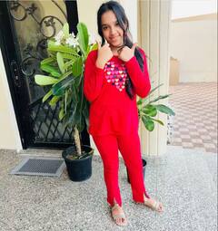 YouTuber: 13 ਸਾਲ ਦੀ ਯੂਟਿਊਬਰ 410 ਕਰੋੜ ਜਾਇਦਾਦ ਦੀ ਮਾਲਕਣ, ਫੈਨ ਫਾਲੋਇੰਗ ਬਾਲੀਵੁੱਡ ਸਟਾਰਜ਼ ਤੋਂ ਵੀ ਜ਼ਿਆਦਾ, ਜਾਣੋ ਕੌਣ ਹੈ ਇਹ