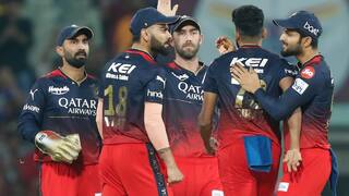 Photos: 8 मैचों में 7 हार... लेकिन अब प्लेऑफ की दहलीज पर RCB, तस्वीरों में देखें इस सीजन का सफर