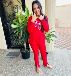 कौन है 13 साल की उम्र में करोड़ों की कमाई करने वाली बच्ची, बॉलीवुड स्टार्स से भी ज्यादा फॉलोवर्स और नेटवर्थ है 410 करोड़