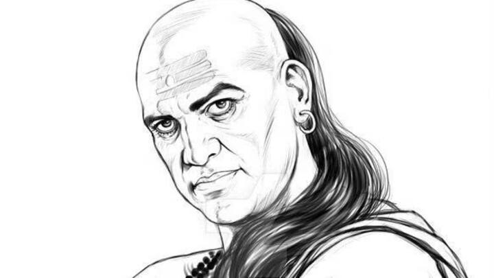পরিবর্তিত পরিস্থিতিতে নতুন নতুন চিন্তা ও পরিকল্পনা তৈরির জন্য পড়ুয়াদের প্রস্তুত থাকতে বলেছেন।