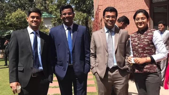 यूपीएससी से पहले उन्होंने देश की कई प्रतियोगी परीक्षाएं पास कीं। गेट, बीएआरसी, इसरो, सेल, एसएससी सीजीएल, आईईएस, दिल्ली पुलिस, एफसीआई आदि परीक्षाएं भी उत्तीर्ण कीं।