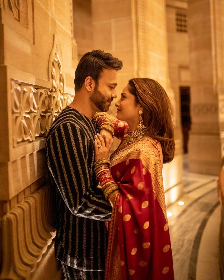 यावेळी अंकिता आणि विकी प्रेक्षकांना गुदगुल्या करताना दिसणार आहेत. खरंतर ही जोडी 'लाफ्टर शेफ' या कॉमेडी रिॲलिटी शोमध्ये दिसणार आहे.