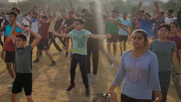 प्रीति शर्मा ने बताया कि 21 दिन तक चलने वाले ग्रीष्म कालीन प्रशिक्षण शिविर के रजिस्ट्रेशन की तारीख अब 18 मई तक बढ़ा दी गई है. ताकि ज्यादा से ज्यादा लोग इस शिविर का फायदा उठा सके.