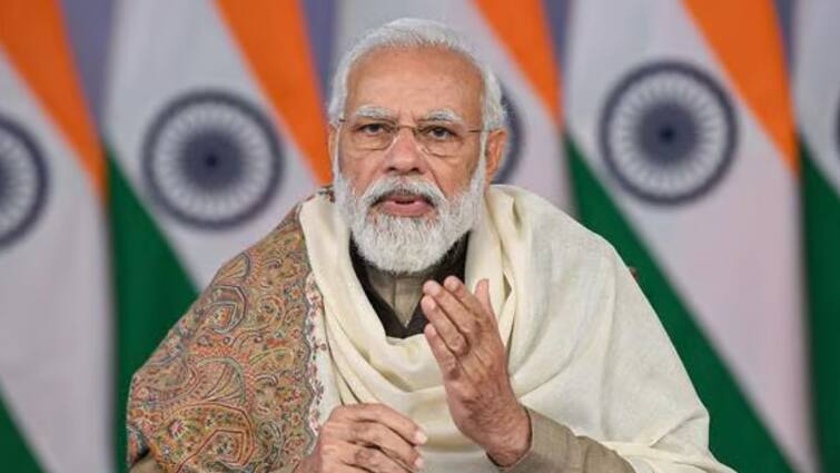 Government planning to return money seized by ED to the poor says PM Modi PM Modi: ईडीने भ्रष्टाचाऱ्यांकडून जप्त केलेले पैसे गरिबांना परत करण्याचा केंद्र सरकारचा विचार: पंतप्रधान मोदी