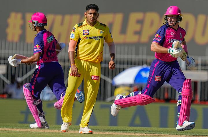 तुषार देशपांडेनं चेन्नई सुपर किंग्जकडून 17 व्या आयपीएलमध्ये दमदार कामगिरी केली. तुषार देशपांडेला सीएसकेनं  20 लाख रुपयांना संघात घेतलं होतं. तुषार देशपांडेनं 12 मॅचनंतर 16 विकेट घेतल्या आहेत.