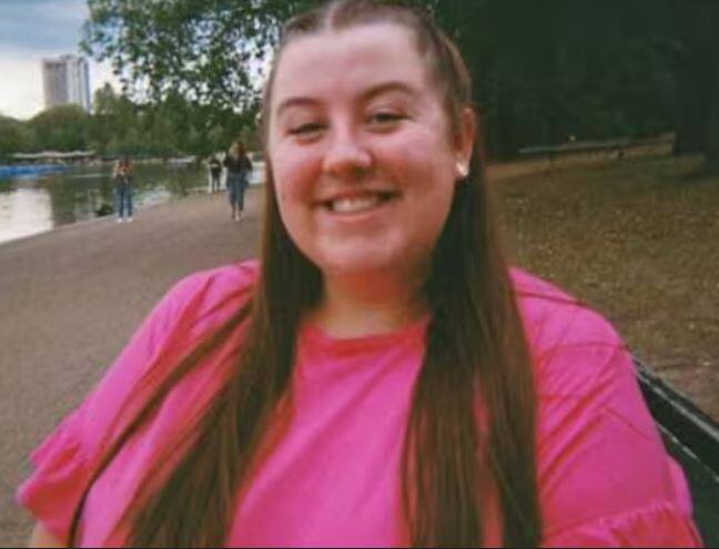 ਅਜਿਹਾ ਹੀ ਇੱਕ ਮਾਮਲਾ ਸੋਸ਼ਲ ਮੀਡੀਆ 'ਤੇ ਵਾਇਰਲ ਹੋ ਰਿਹਾ ਹੈ। ਐਬੀ ਨਾਂ ਦੀ ਔਰਤ ਜਿਸ ਨੂੰ ਭੋਜਨ ਜਾਂ ਮੌਸਮ ਤੋਂ ਨਹੀਂ ਸਗੋਂ ਪਾਣੀ ਤੋਂ ਐਲਰਜੀ ਹੈ। ਉਸਨੇ ਟਰੂਲੀ ਬੌਰਨ ਡਿਫਰੈਂਟ ਸੀਰੀਜ਼ ਦੇ ਨਾਲ ਆਪਣਾ ਅਨੁਭਵ ਸਾਂਝਾ ਕੀਤਾ ਅਤੇ ਦੱਸਿਆ ਕਿ ਉਹ ਕਿਵੇਂ ਸੰਘਰਸ਼ ਕਰ ਰਹੀ ਹੈ। ਇਹ ਸੱਚਮੁੱਚ ਹੈਰਾਨੀਜਨਕ ਹੈ।