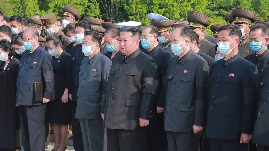 Kim Jong Un: அலட்சியத்தால் பொதுமக்கள் மரணம், 30 அரசு அதிகாரிகளுக்கு தூக்கு தண்டனை - வடகொரிய அதிபர் அதிரடி Kim Jong Un Executes 30 Officials For Failing To Prevent Deaths During Floods Report Kim Jong Un: அலட்சியத்தால் பொதுமக்கள் மரணம், 30 அரசு அதிகாரிகளுக்கு தூக்கு தண்டனை - வடகொரிய அதிபர் அதிரடி