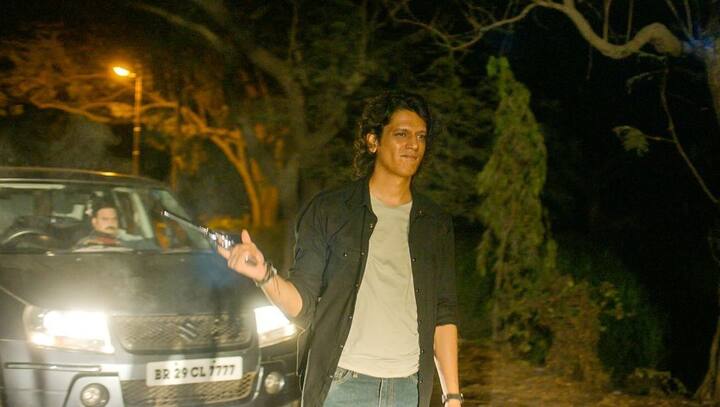 यह देखना दिलचस्प होगा कि मेकर्स कैसे सीजन 3 में इस कहानी को आगे बढ़ाते हैं. सीरीज में इस बार रसिका दुग्गल, विजय वर्मा के साथ ईशा तलवार भी नजर आएंगी.