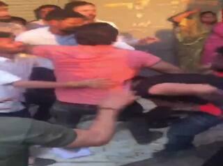 Elections 2024: માળા પહેરાવવા આવેલા યુવકે કનૈયા કુમાર પર કર્યો હુમલો, જુઓ વીડિયો