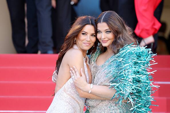However, Aishwarya's fans and netizens have not reacted very positively to her outfit. Many asked her to 'change her stylist' while others wandered who the stylist is in the first place.